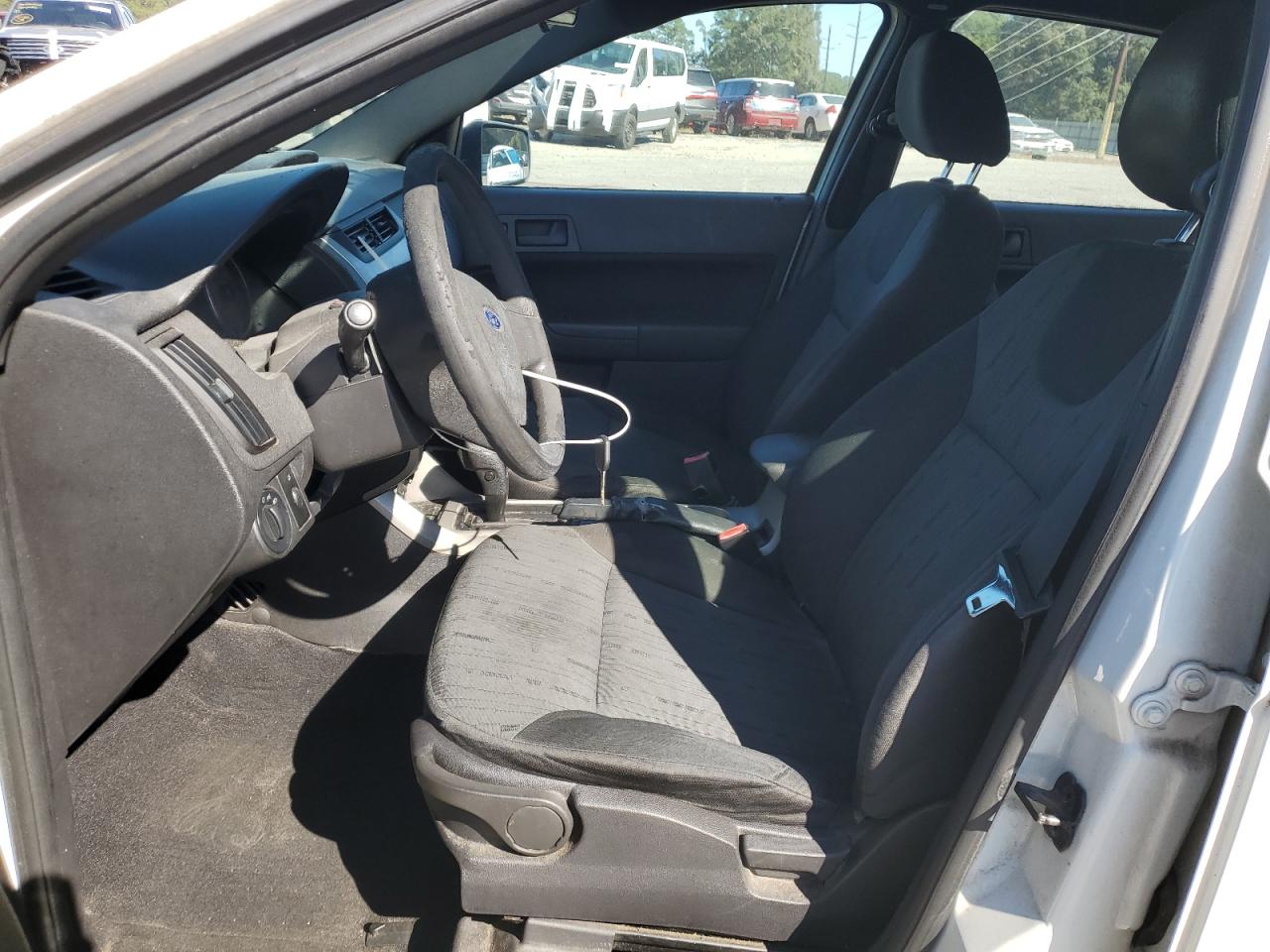 2009 Ford Focus Se VIN: 1FAHP35N09W215754 Lot: 89442595