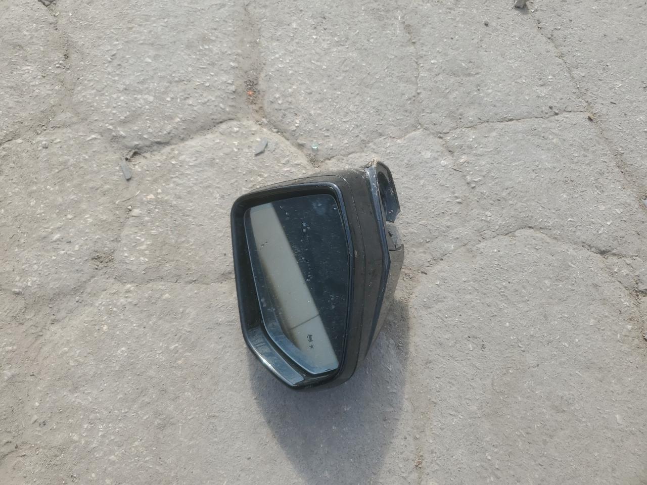 2017 Cadillac Xt5 Luxury VIN: 1GYKNDRS8HZ285523 Lot: 84064495