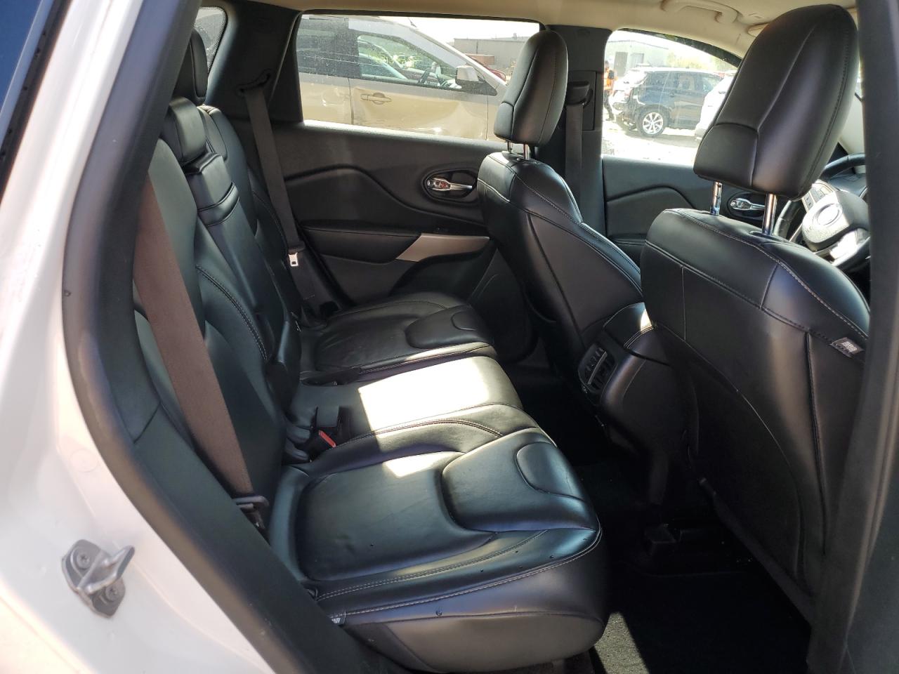 2018 Jeep Cherokee Limited VIN: 1C4PJMDX7JD525402 Lot: 86284925