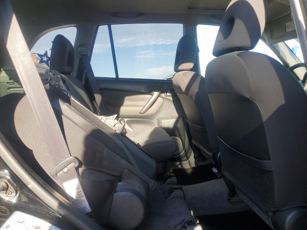 2004 Toyota Rav4 VIN: JTEGD20V240028152 Lot: 85304845