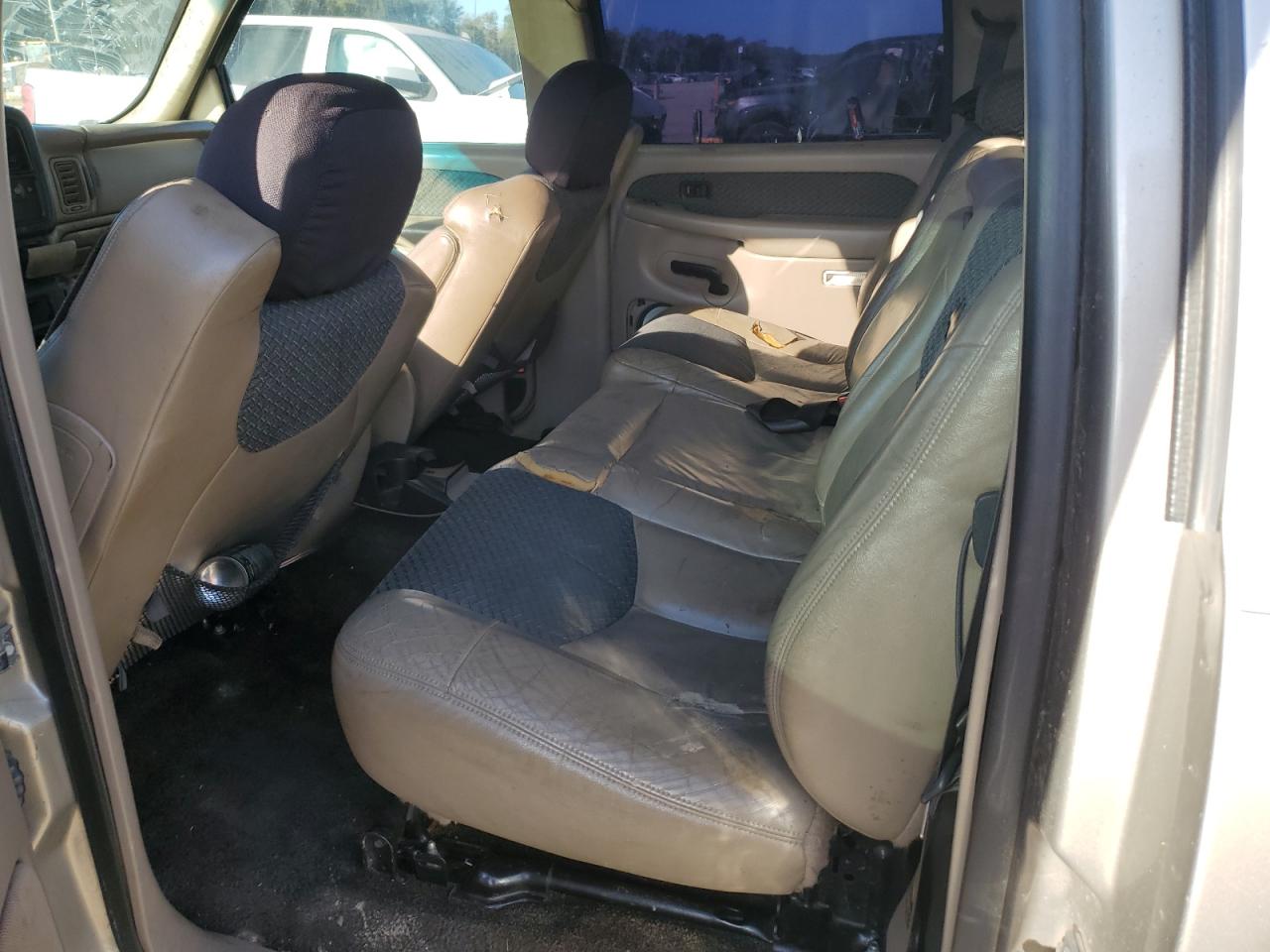 2002 Chevrolet Avalanche C1500 VIN: 3GNEC13T52G249747 Lot: 87427785