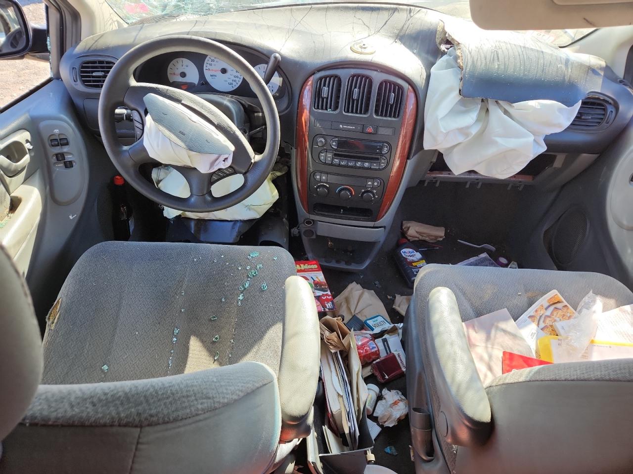 2006 Chrysler Town & Country VIN: 1A4GP45RX6B645044 Lot: 85144665