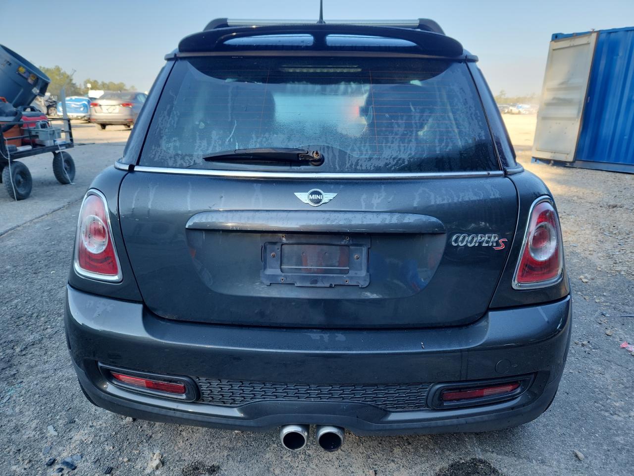 2011 Mini Cooper S VIN: WMWSV3C50BTY10939 Lot: 86900975