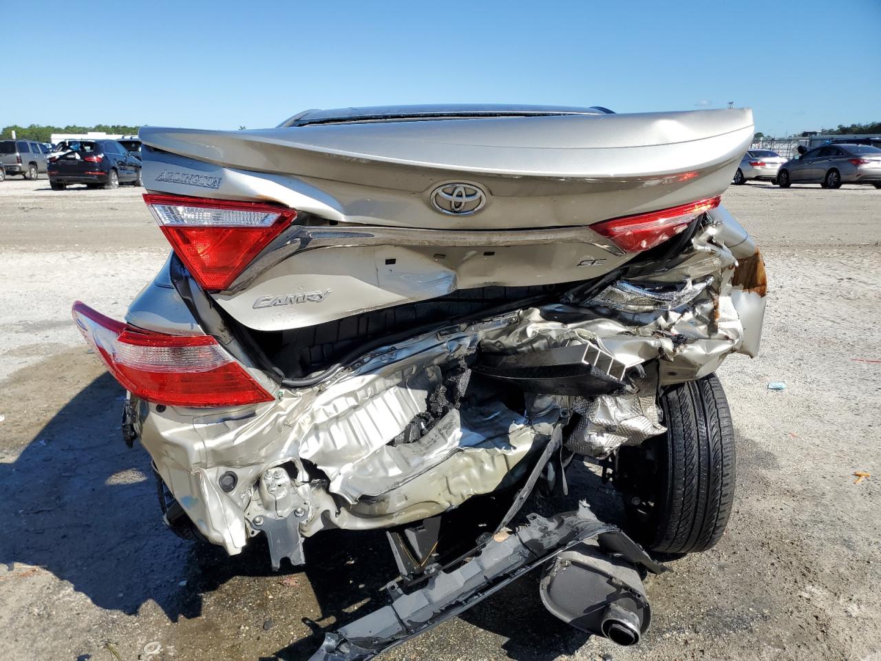 2015 Toyota Camry Le VIN: 4T1BF1FK4FU937596 Lot: 86591525