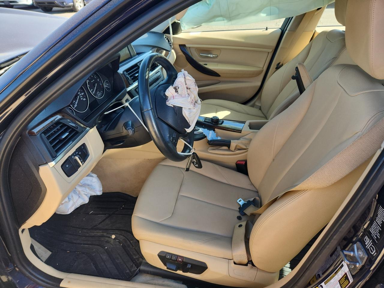 2014 BMW 320 I xDrive VIN: WBA3C3C5XEF987057 Lot: 82234505