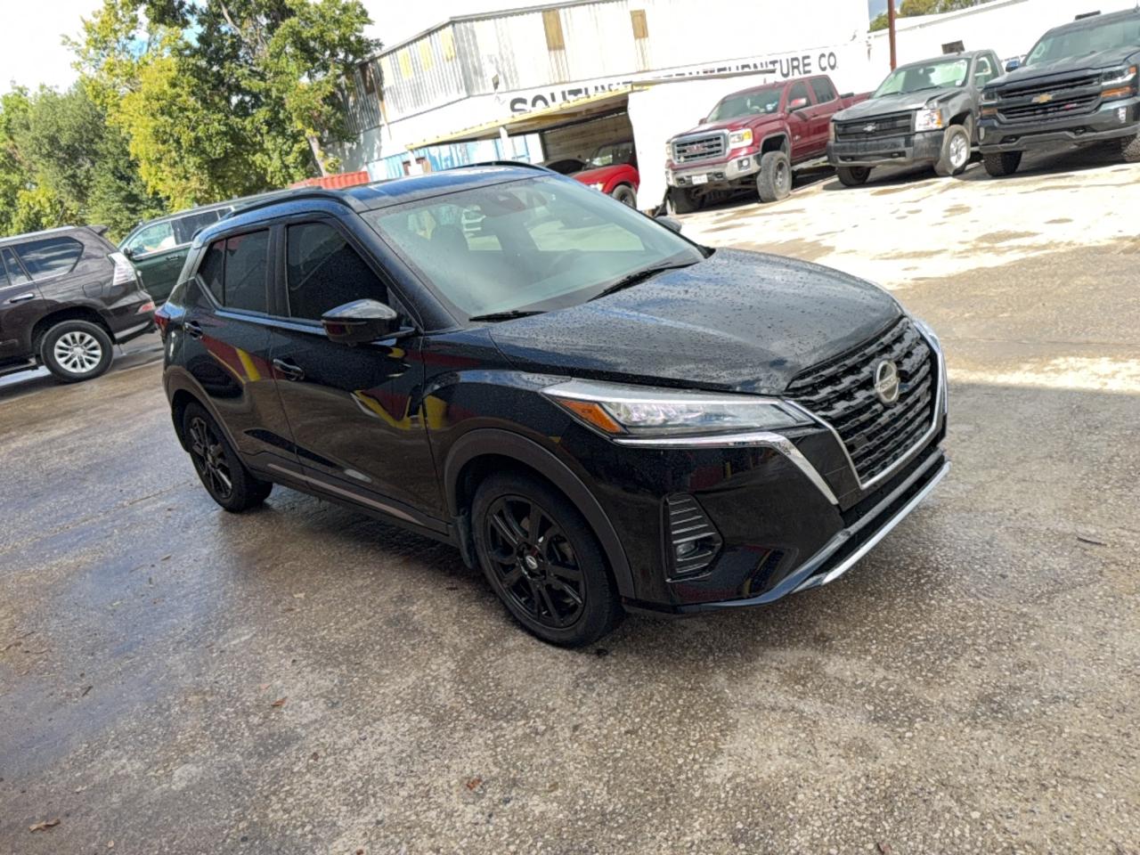 2021 Nissan Kicks Sr
