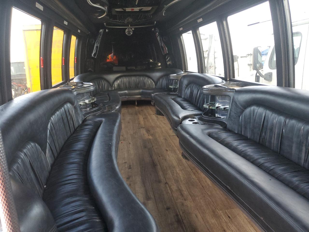 2006 International 3000 3200 - Bus VIN: 1HVBTAAM56H319647 Lot: 80903435