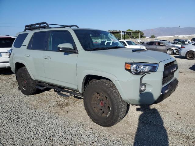  TOYOTA 4RUNNER 2021 Зеленый