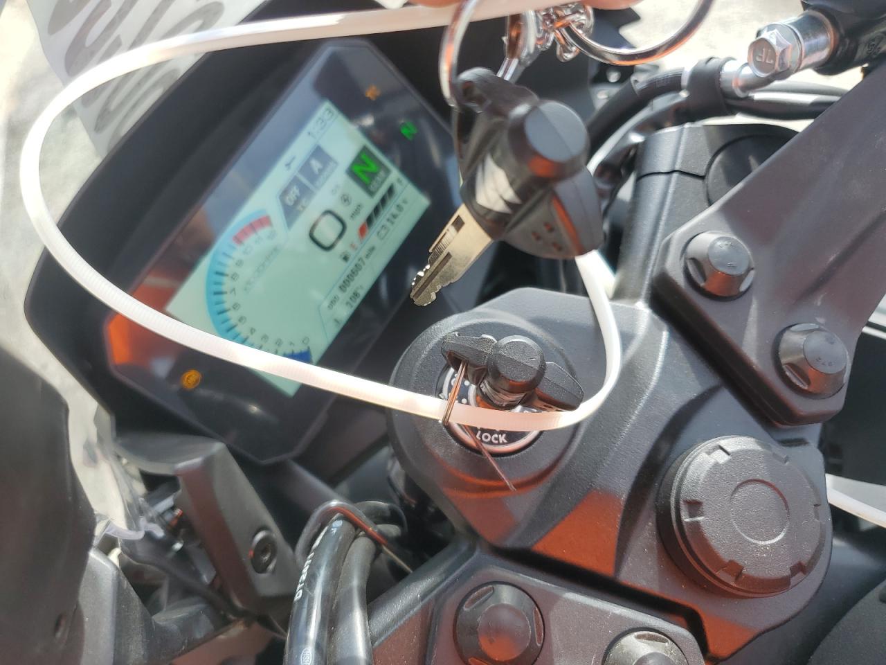 2025 Suzuki Gsx800 F VIN: JS1EM13B1S7100643 Lot: 82209925