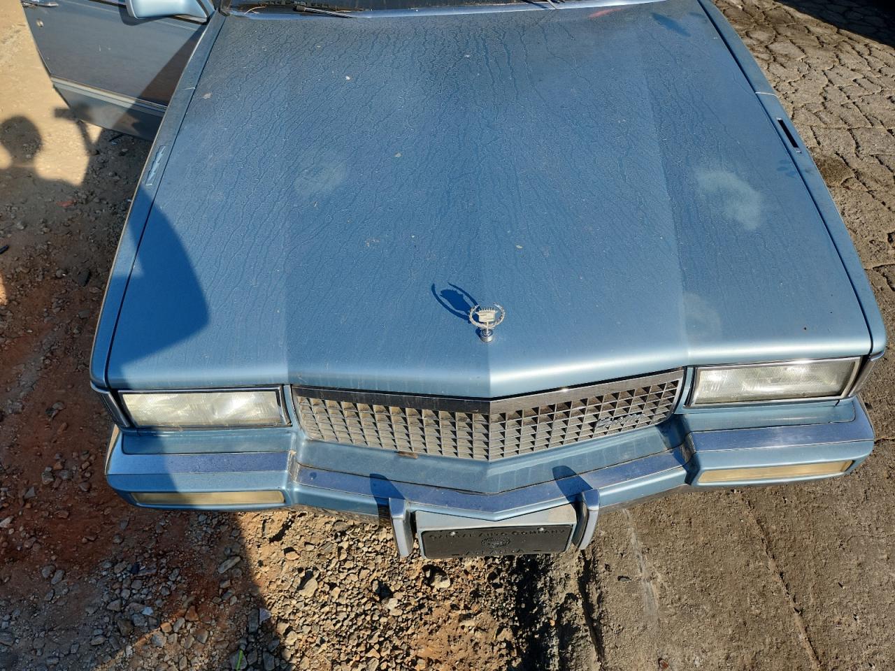 1990 Cadillac Deville VIN: 1G6CD5337L4319321 Lot: 82552015