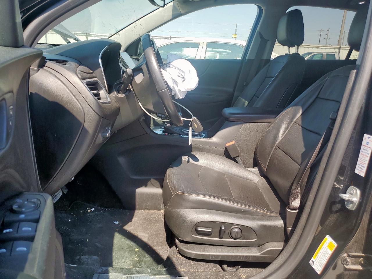 2020 Chevrolet Equinox Premier VIN: 2GNAXNEV3L6249669 Lot: 84013405