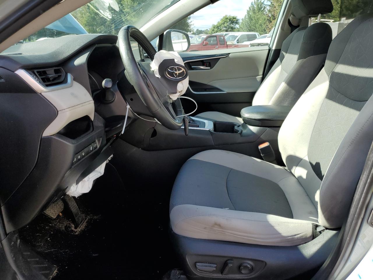 2022 Toyota Rav4 Xle VIN: 2T3P1RFV9NW299848 Lot: 86168255