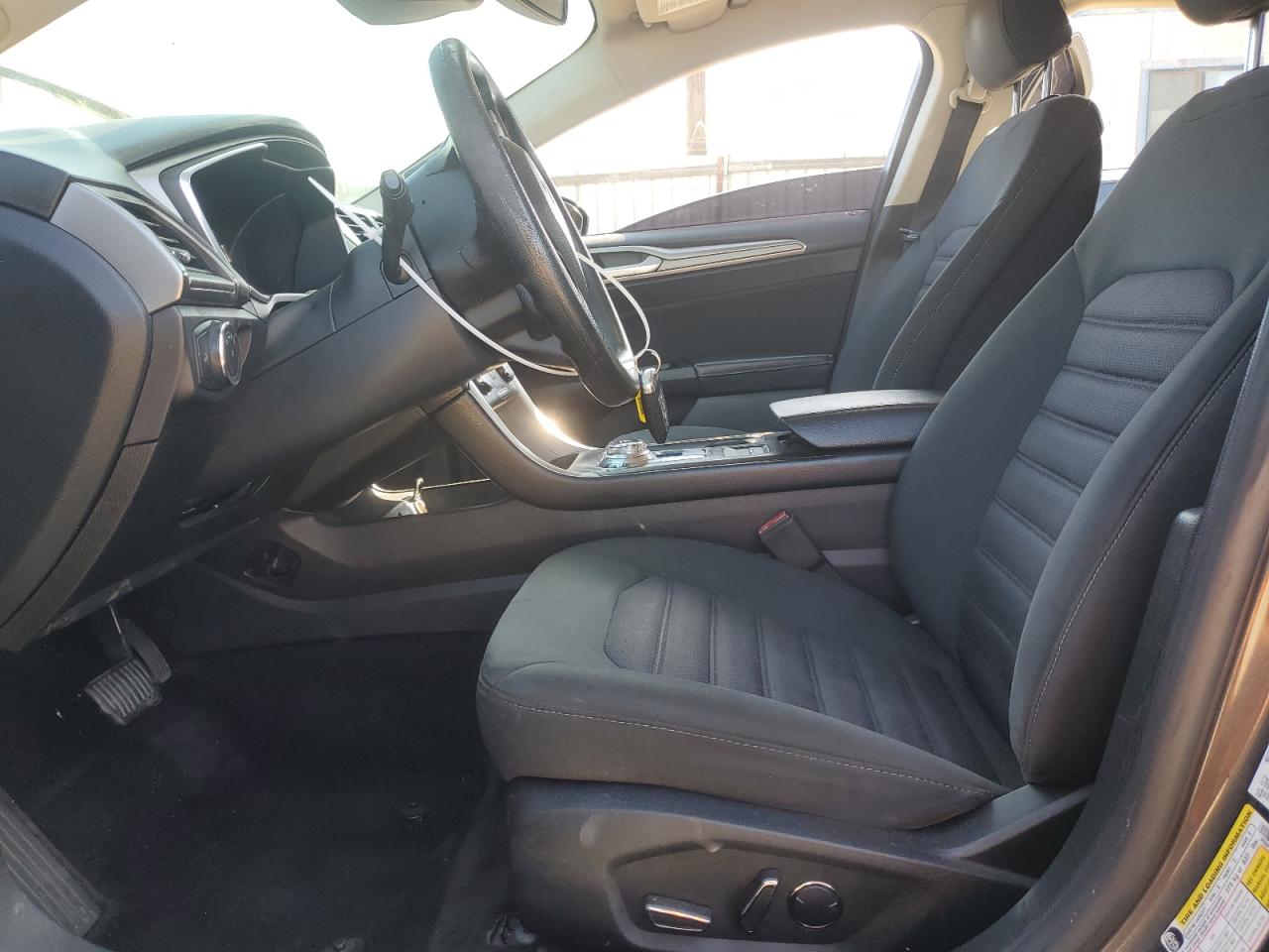 2017 Ford Fusion Se VIN: 3FA6P0H7XHR145216 Lot: 85198765