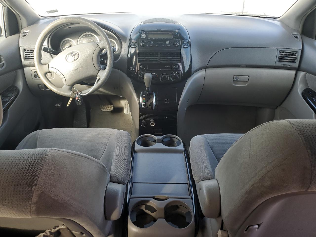 2004 Toyota Sienna Ce VIN: 5TDZA23C04S202216 Lot: 84899825