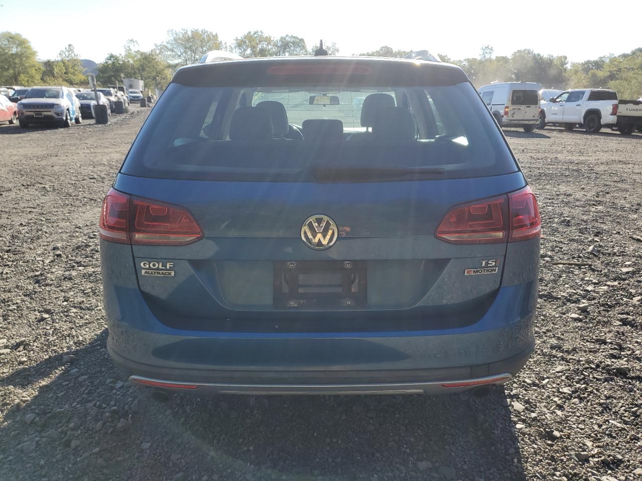 2017 Volkswagen Golf Alltrack S VIN: 3VWH17AU1HM535645 Lot: 83993135