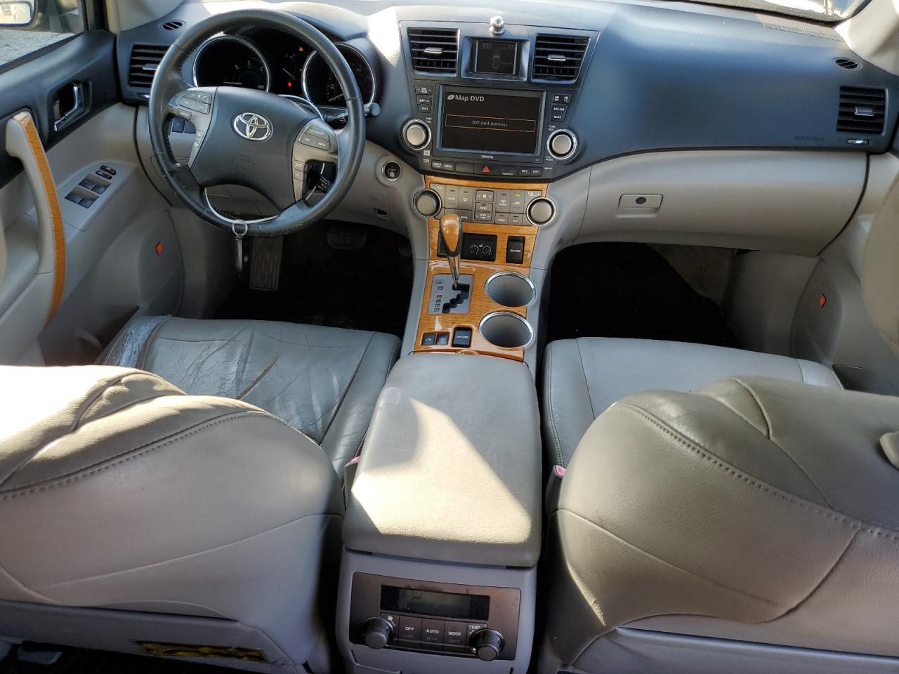 2008 Toyota Highlander Hybrid Limited VIN: JTEEW44A882005098 Lot: 85150225