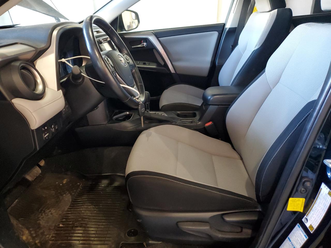 2017 Toyota Rav4 Xle VIN: JTMRFREV9HJ110081 Lot: 85847605