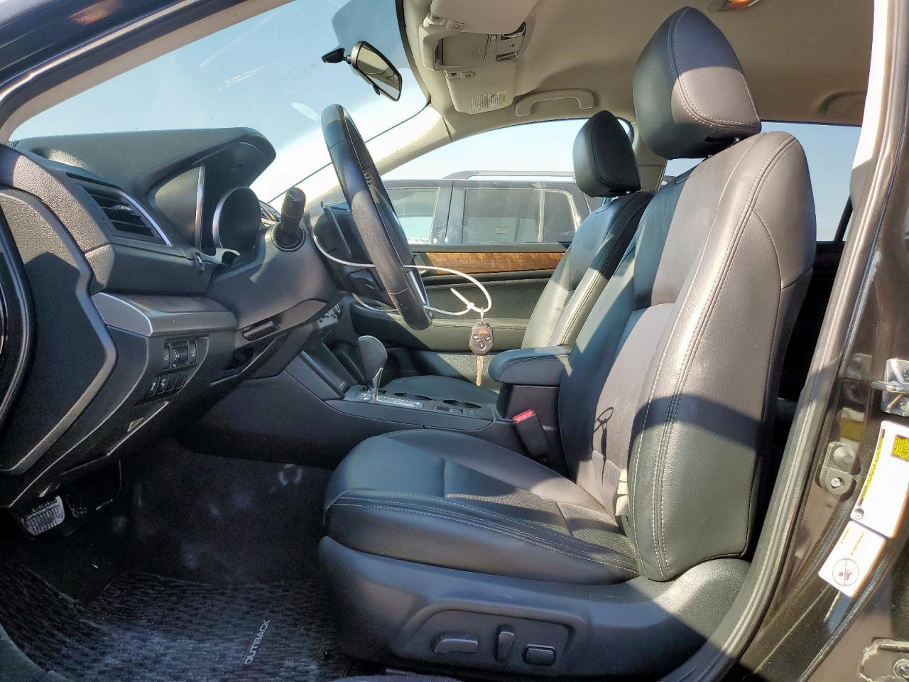 2015 Subaru Outback 2.5I Limited VIN: 4S4BSAJC0F3335408 Lot: 85885885