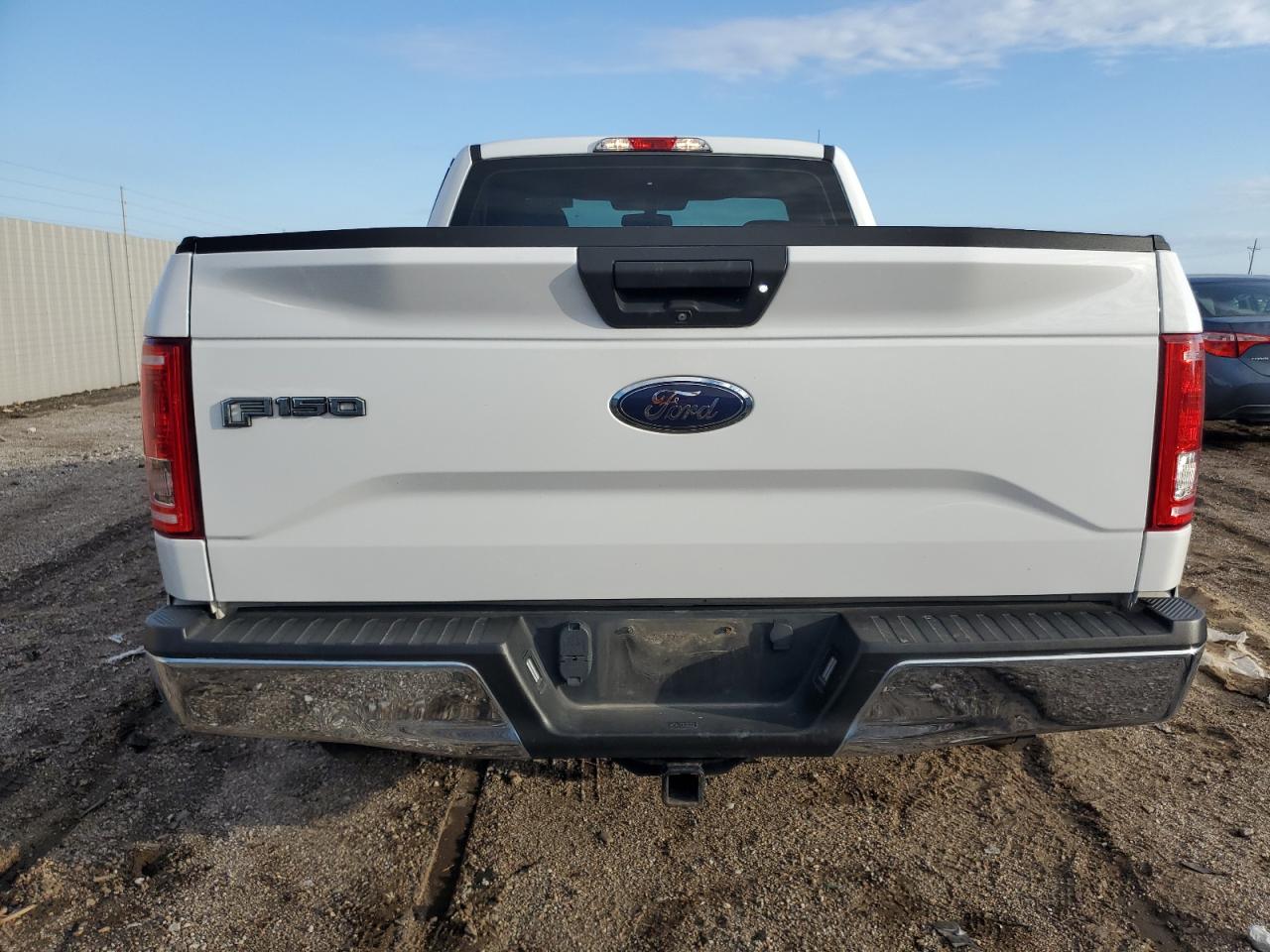 2017 Ford F150 VIN: 1FTMF1CP7HFA33648 Lot: 85890665