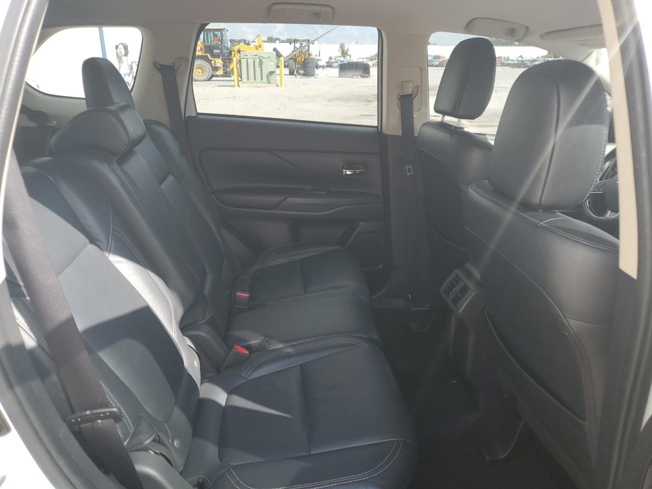 2020 Mitsubishi Outlander Se VIN: JA4AD3A34LZ045567 Lot: 84946465