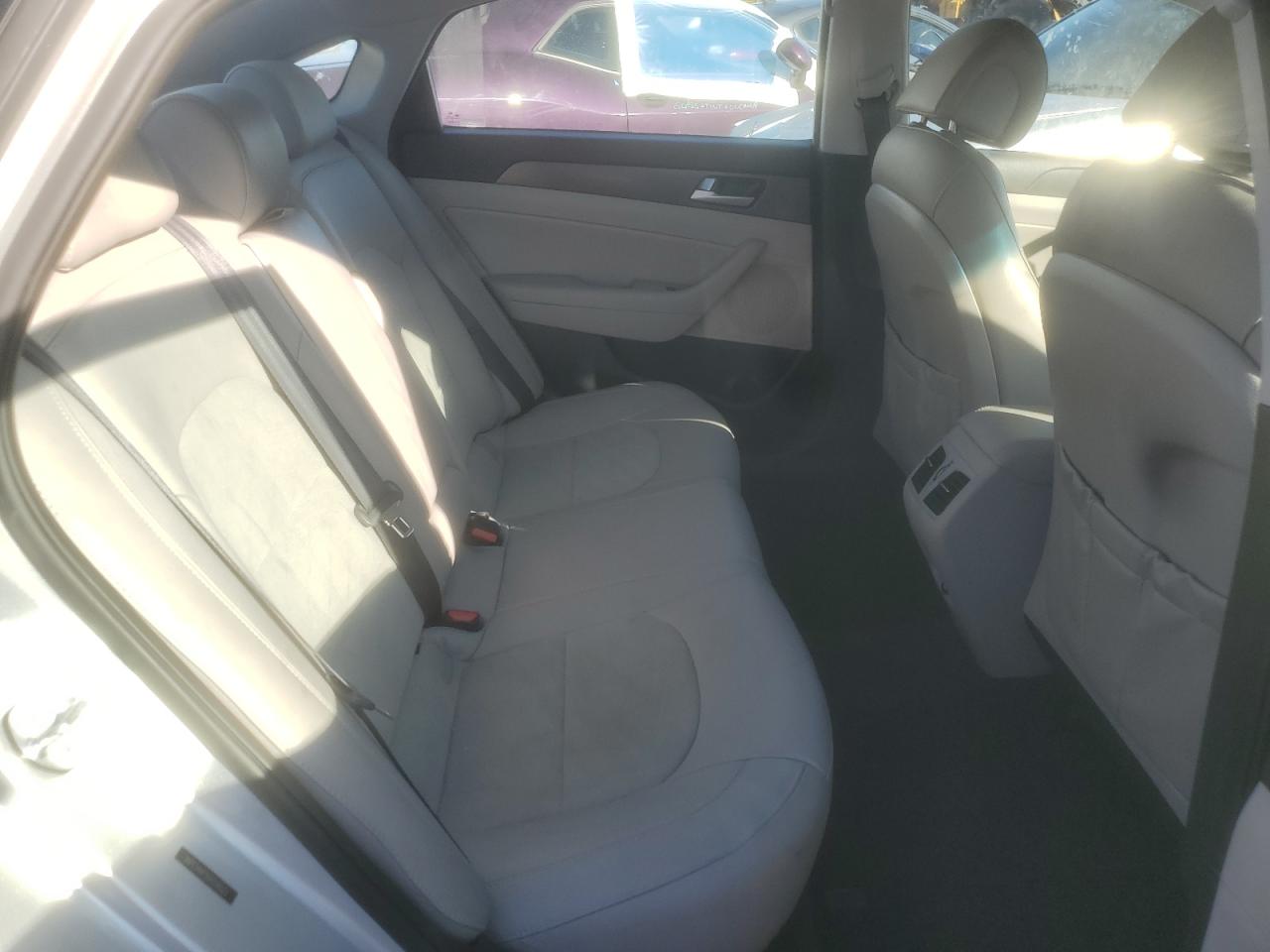 2016 Hyundai Sonata Sport VIN: 5NPE34AF5GH334223 Lot: 81965255