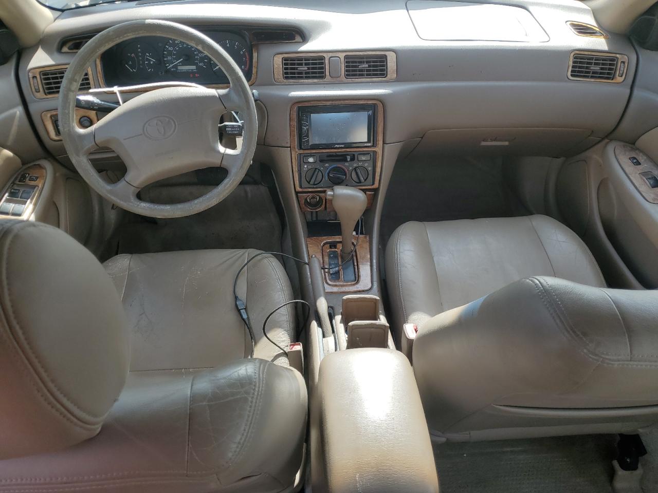 1999 Toyota Camry Le VIN: JT2BG22K3X0280093 Lot: 90652945