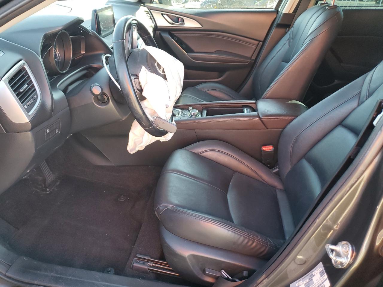 2018 Mazda 3 Touring VIN: 3MZBN1L38JM256873 Lot: 89577655