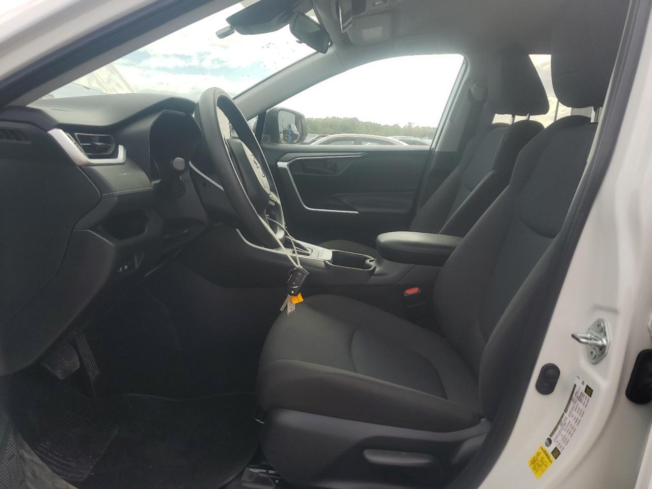 2024 Toyota Rav4 Le VIN: 2T3F1RFV4RC460917 Lot: 85344295