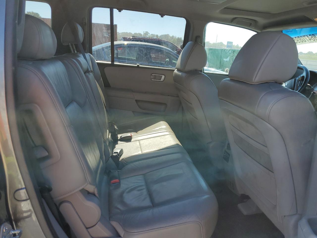 2011 Honda Pilot Touring VIN: 5FNYF4H9XBB059279 Lot: 86470895