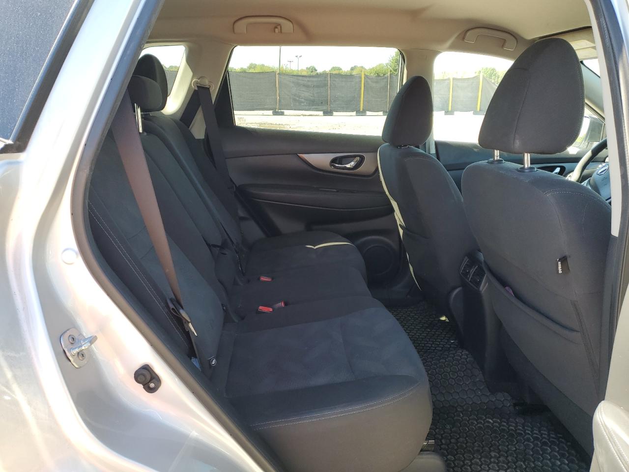 2016 Nissan Rogue S VIN: KNMAT2MV6GP678069 Lot: 85322165