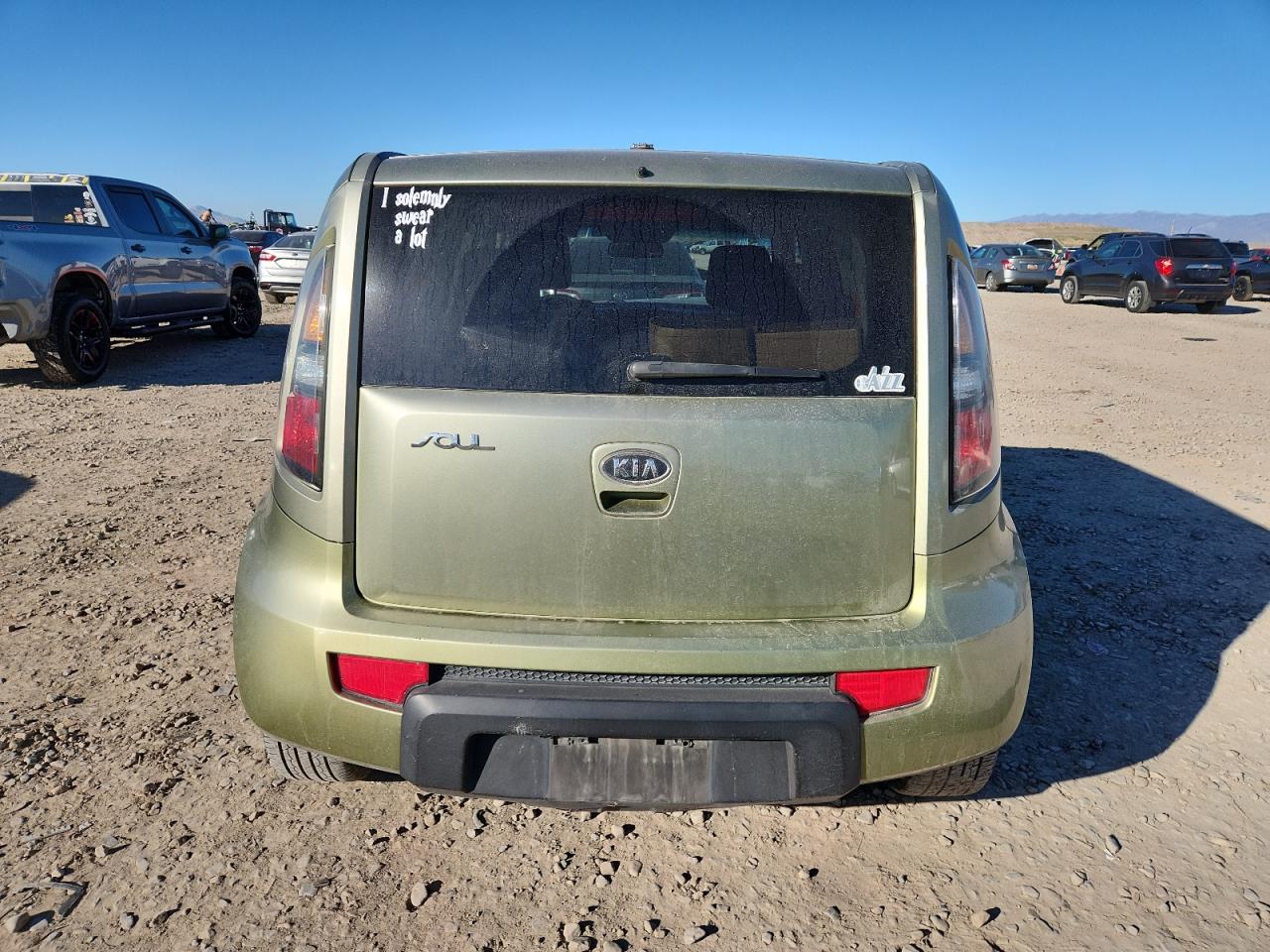 2011 Kia Soul + VIN: KNDJT2A29B7260043 Lot: 87200195