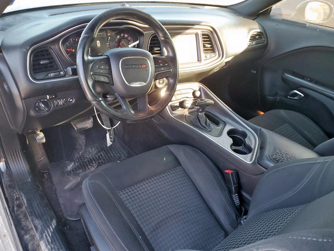 2016 Dodge Challenger Sxt VIN: 2C3CDZAG5GH253553 Lot: 81871285