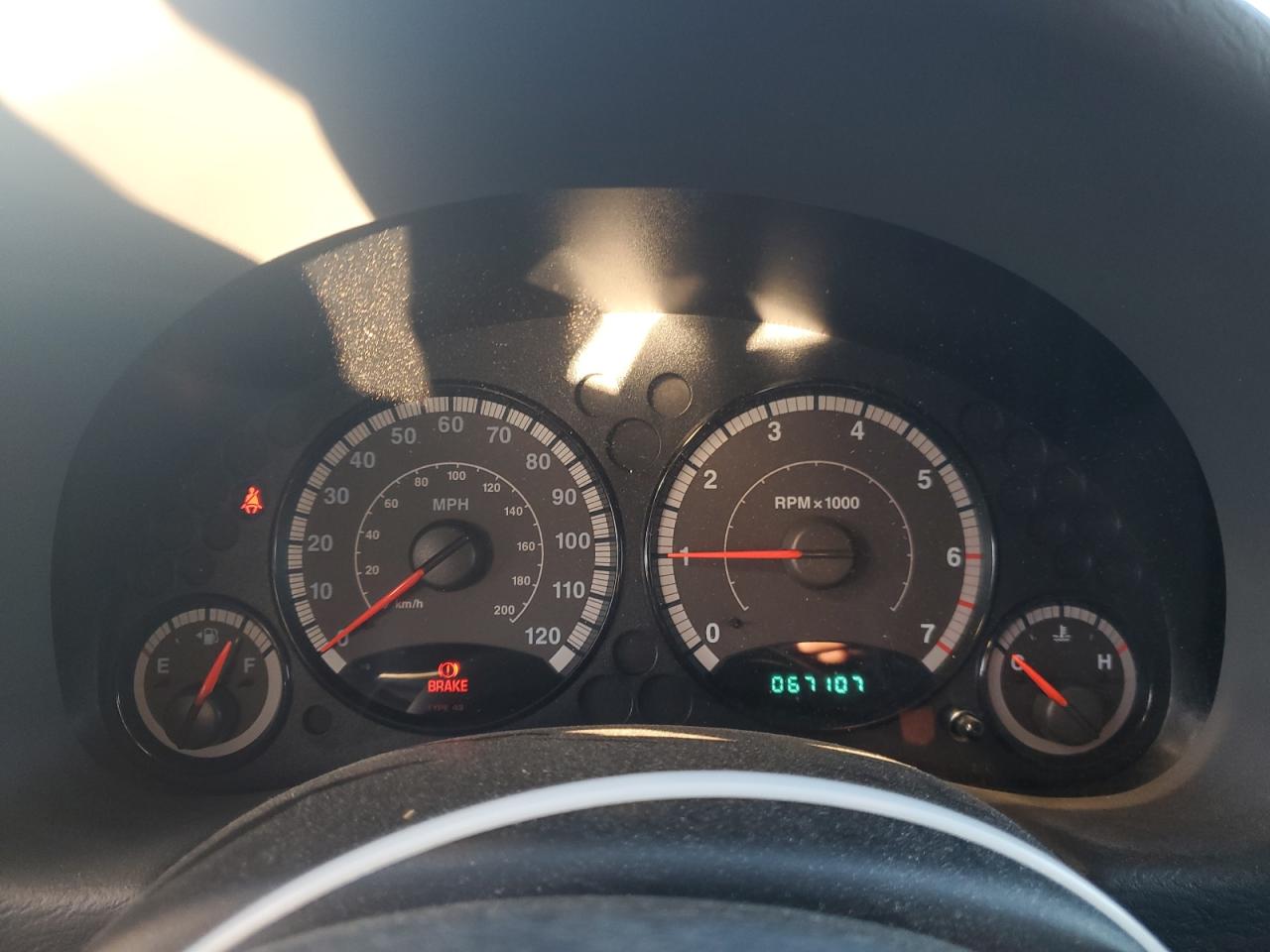 2005 Jeep Liberty Sport VIN: 1J4GL48K75W568621 Lot: 85915965