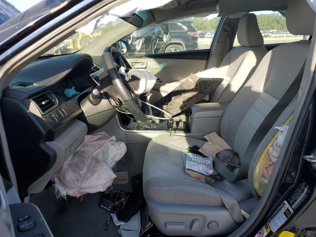 2015 Toyota Camry Le VIN: 4T1BF1FK0FU874397 Lot: 81991425