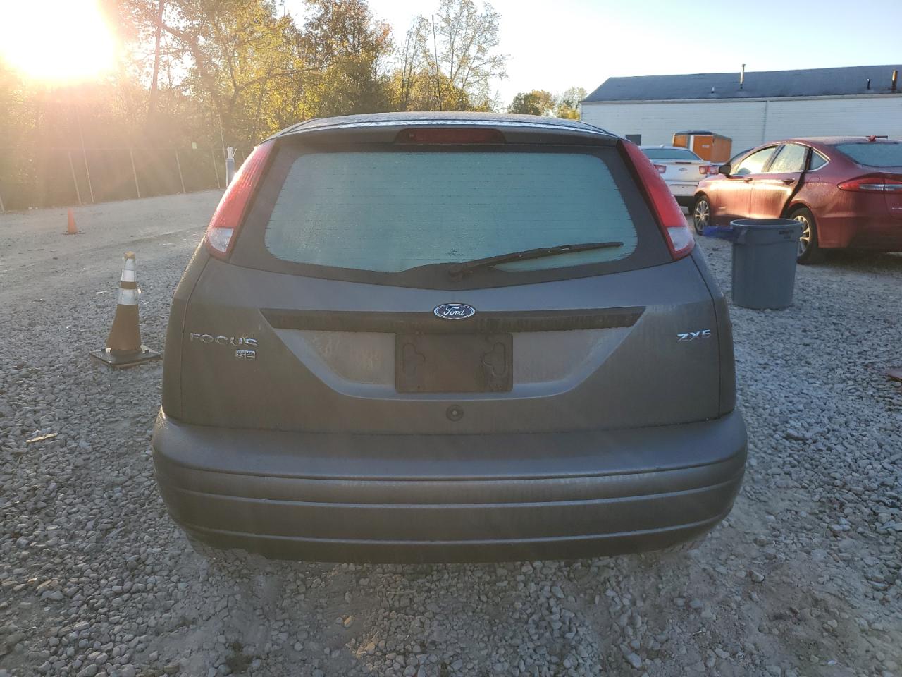 2005 Ford Focus Zx5 VIN: 3FAFP37N45R151980 Lot: 86819635