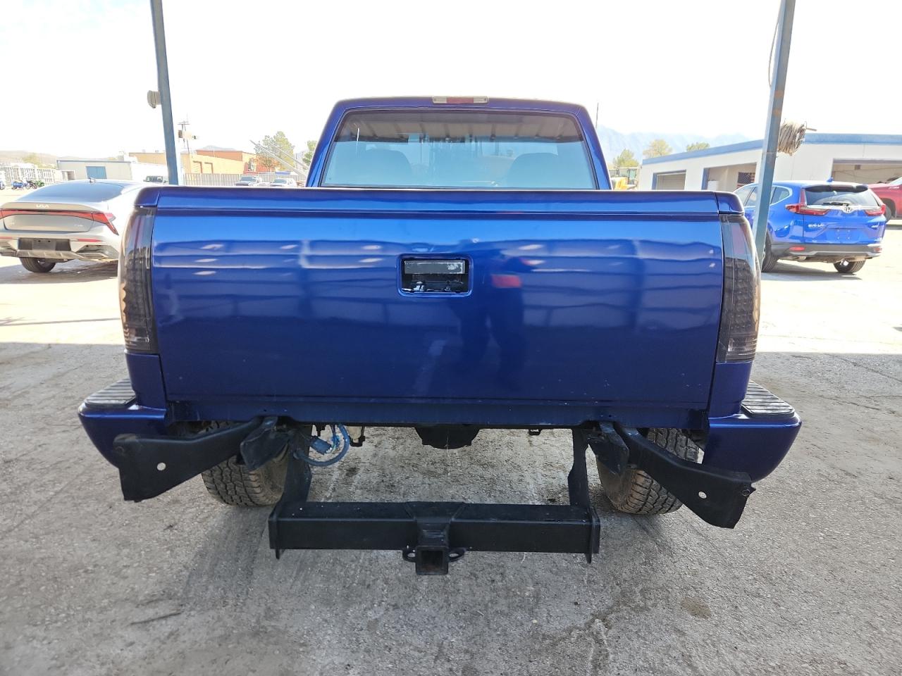 1998 Chevrolet Gmt-400 K1500 VIN: 1GCEK14R2WZ110406 Lot: 84933525