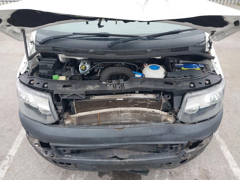 2015 VOLKSWAGEN TRANSPORTER 2.0 TDI 102PS STARTLINE VAN