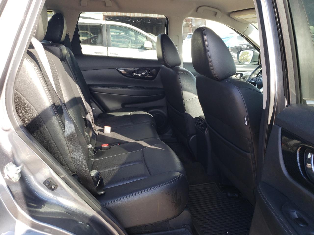 2019 Nissan Rogue S VIN: 5N1AT2MT1KC720318 Lot: 85277865