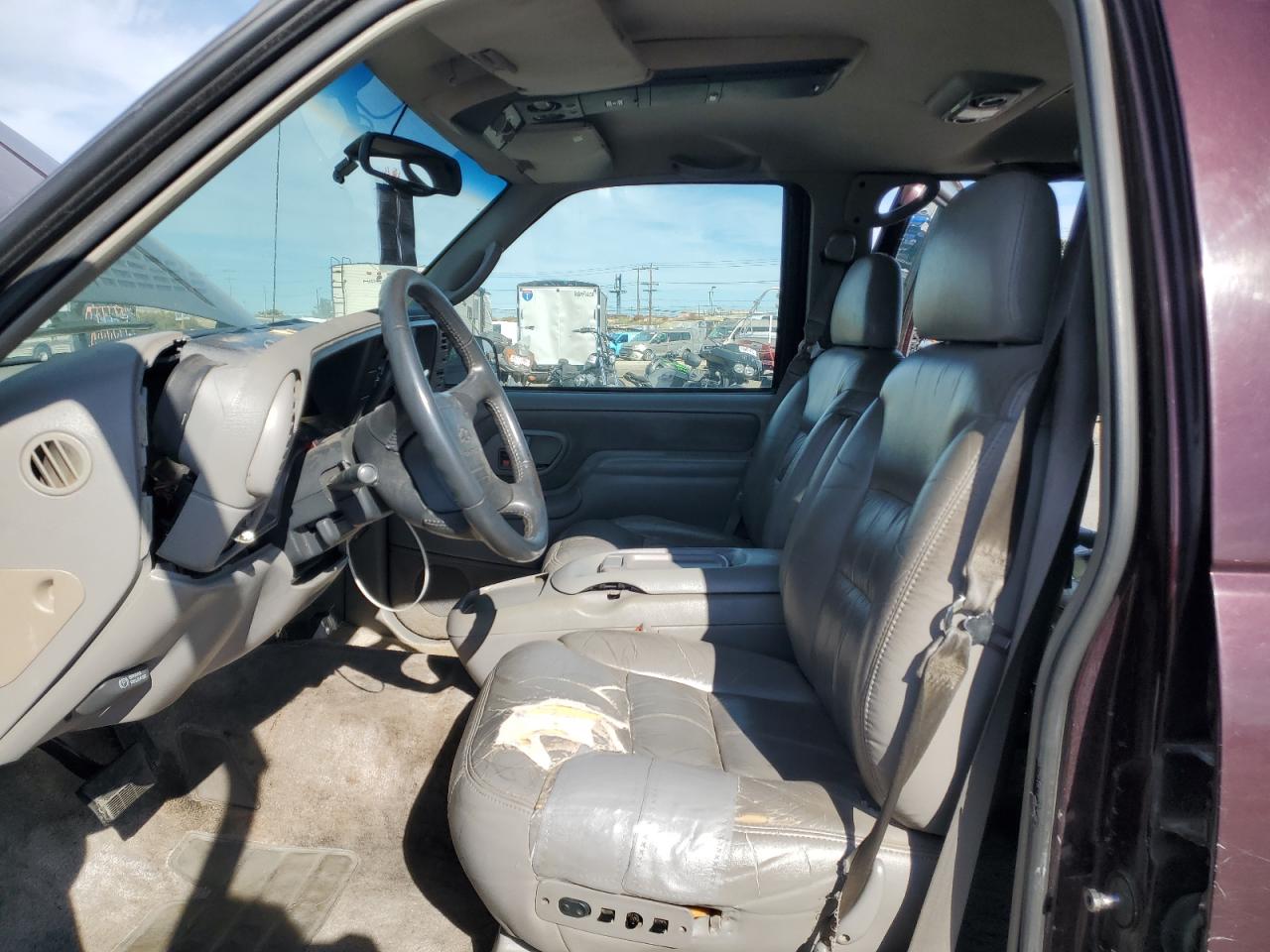 1997 Chevrolet Suburban K1500 VIN: 1GNFK16R3VJ338601 Lot: 89670345