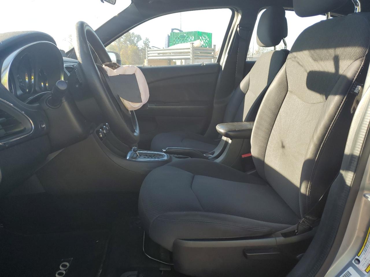 2014 Chrysler 200 Lx VIN: 1C3CCBAB0EN142282 Lot: 90303605