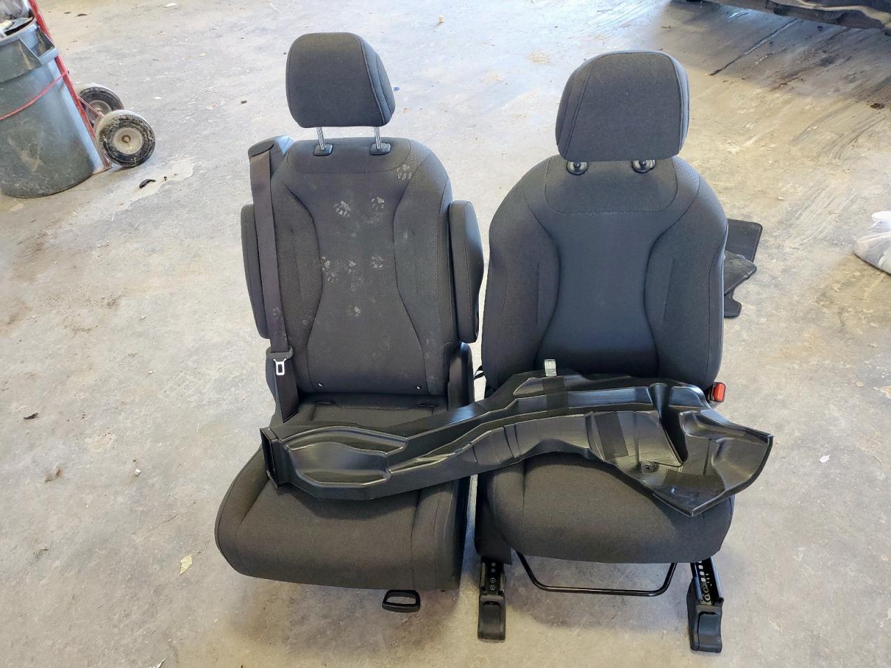 2022 Kia Carnival Lx VIN: KNDNB4H30N6129396 Lot: 84608825