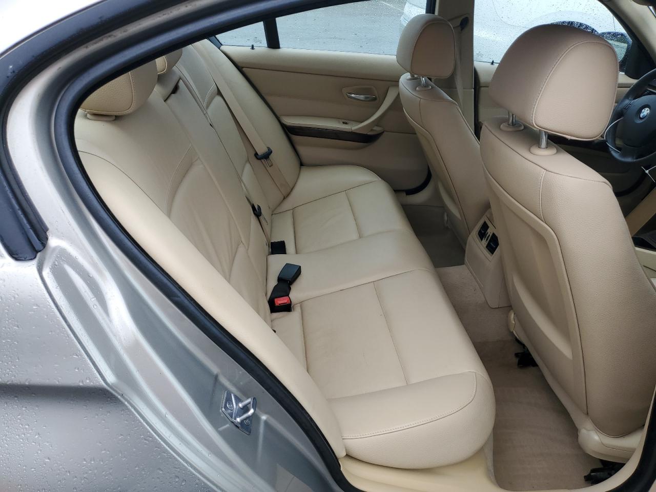 2010 BMW 328 I VIN: WBAPH7G51ANM50811 Lot: 85554935