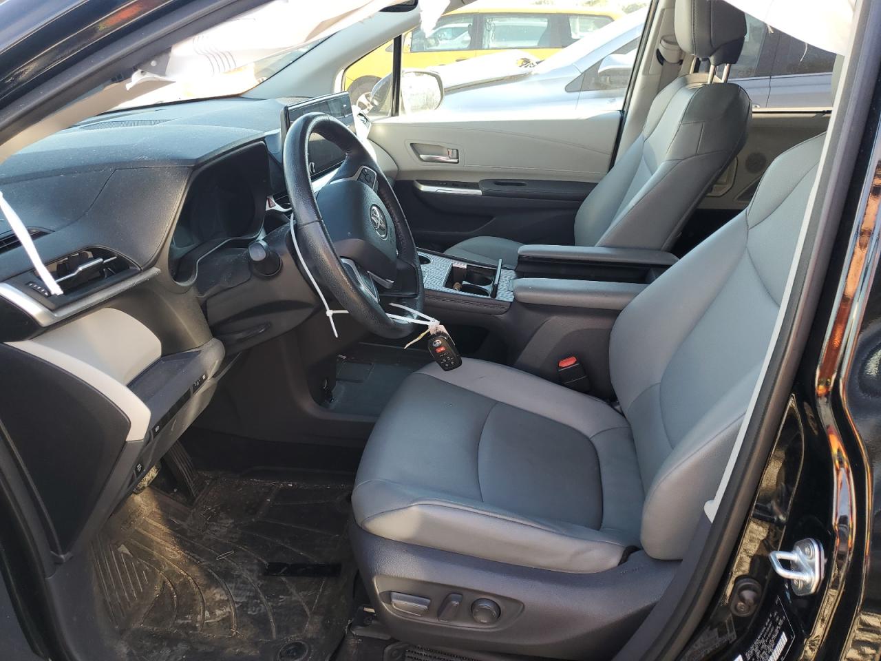 2021 Toyota Sienna Xle VIN: 5TDYSKFCXMS011813 Lot: 82116905