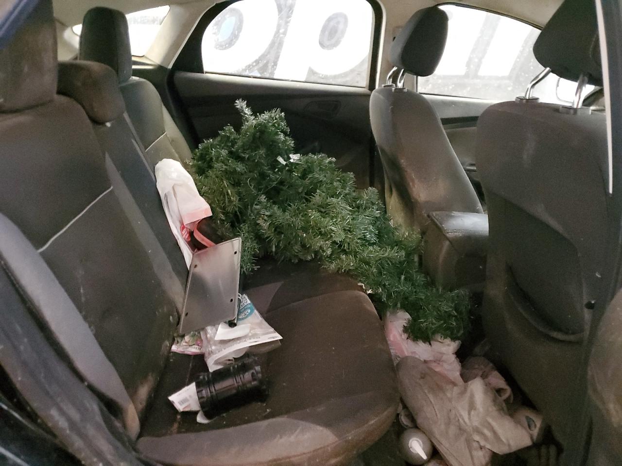 2012 Ford Focus Se VIN: 1FAHP3K23CL332327 Lot: 89907375