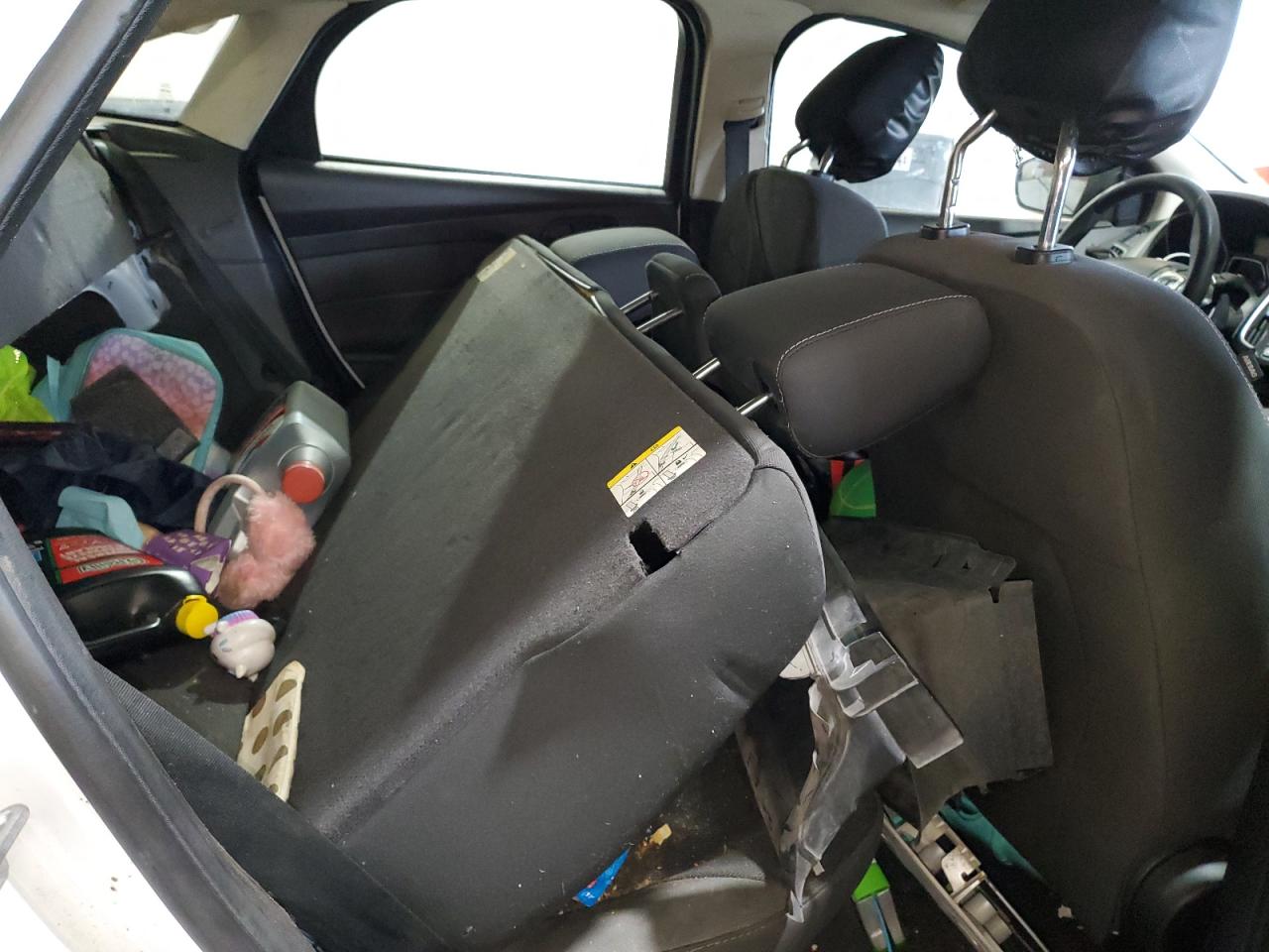 2014 Ford Focus S VIN: 1FADP3E22EL104641 Lot: 85277615