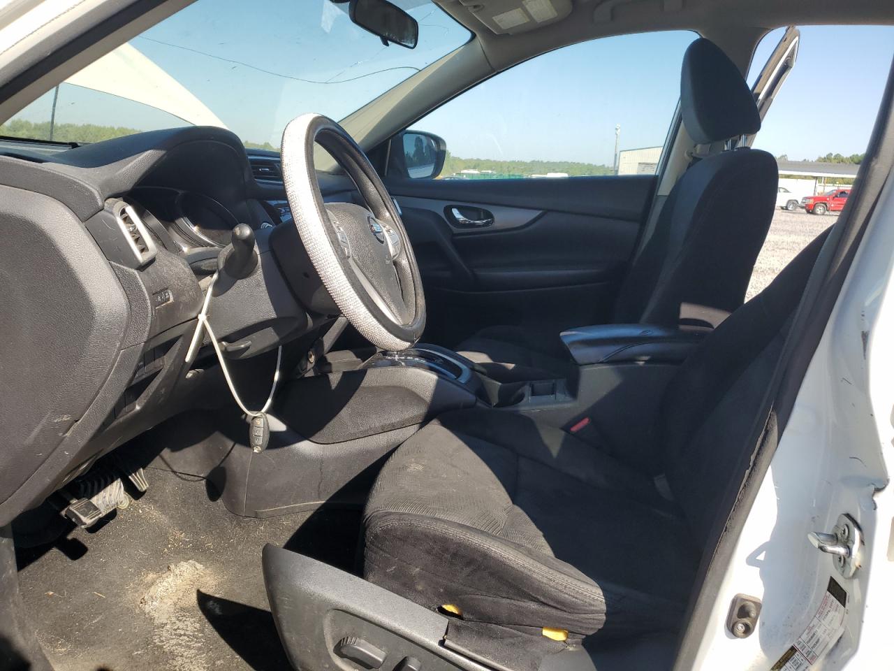 2015 Nissan Rogue S VIN: 5N1AT2MLXFC776103 Lot: 84393435