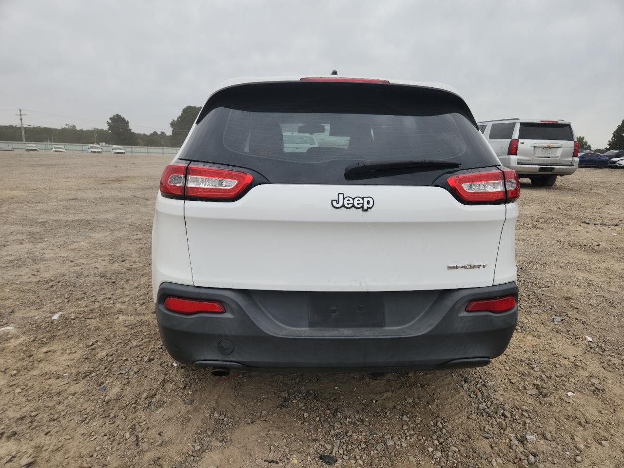 2015 Jeep Cherokee Sport VIN: 1C4PJLAB1FW689484 Lot: 82695585