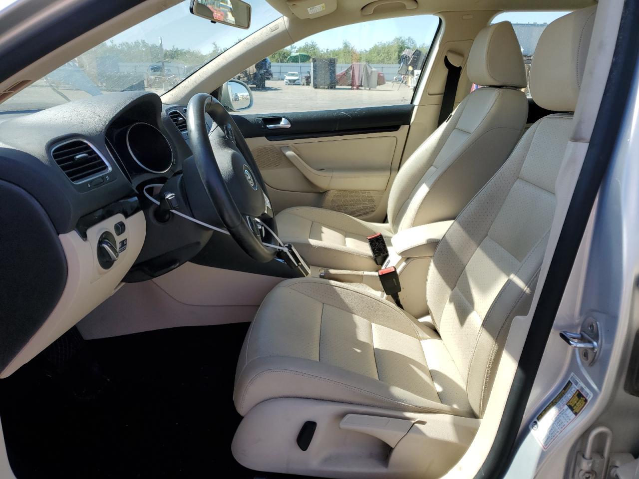 2010 Volkswagen Jetta Tdi VIN: 3VWTL7AJ2AM690902 Lot: 85516995