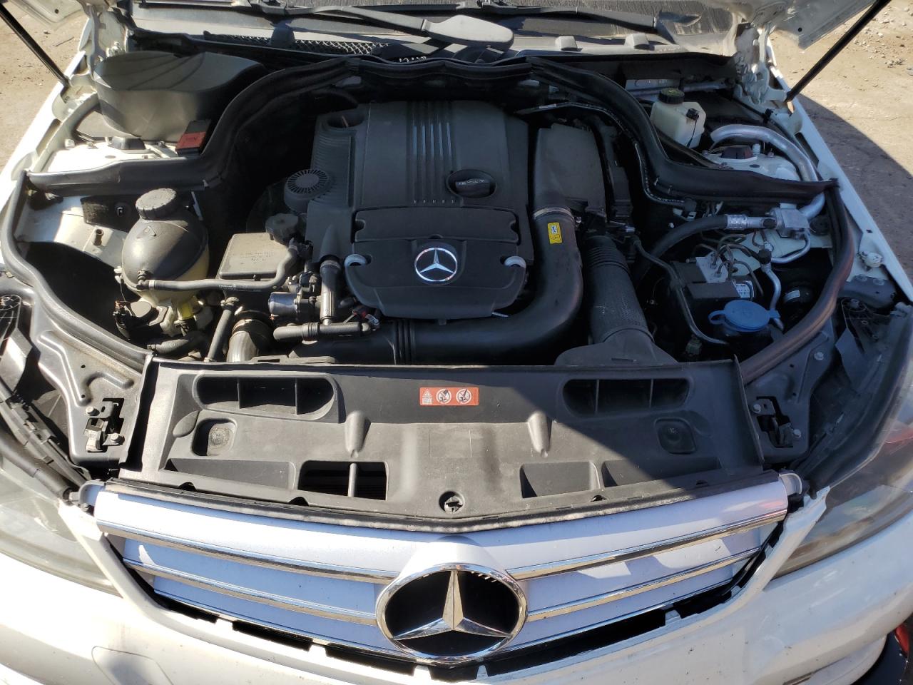 2012 Mercedes-Benz C 250 VIN: WDDGF4HB1CR215001 Lot: 81078235