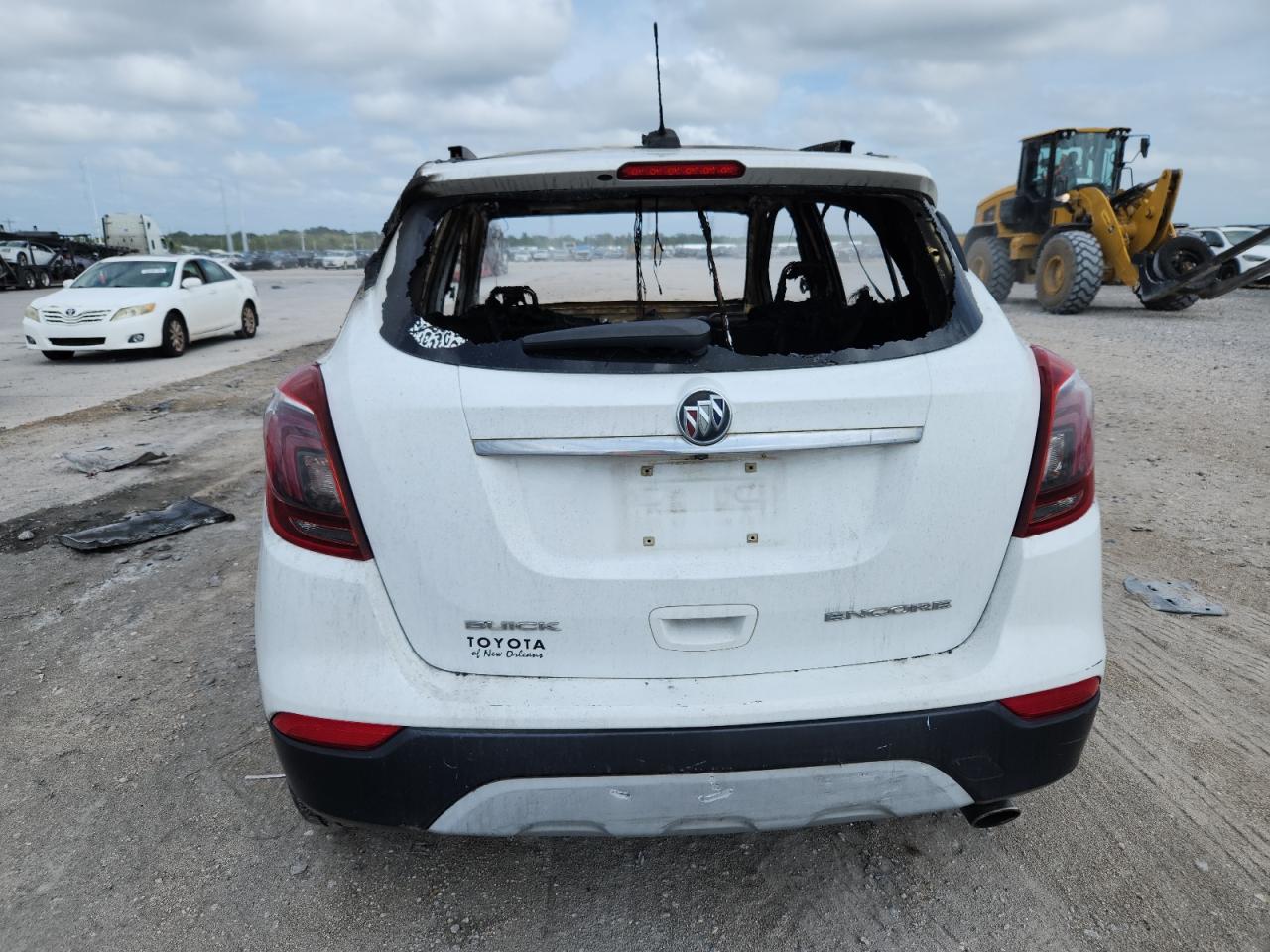 2018 Buick Encore Essence VIN: KL4CJCSB0JB525604 Lot: 93241375